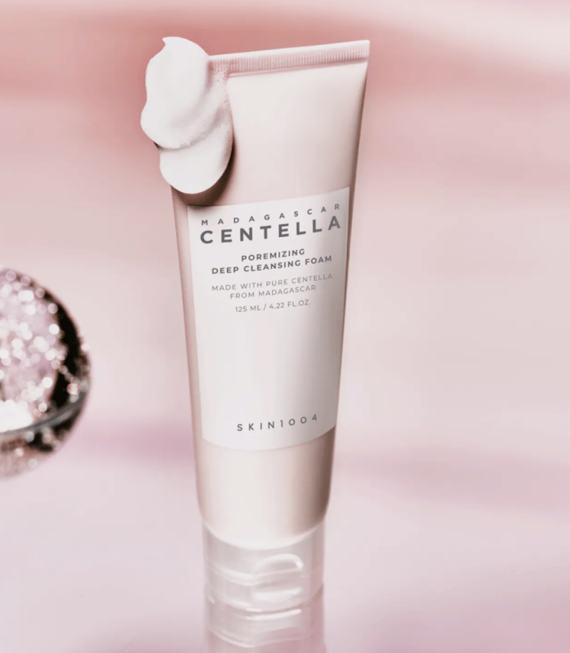 SKIN1004 Espuma de Limpeza Profunda Antienvelhecimento dos Poros com Centella de Madagascar 125ml